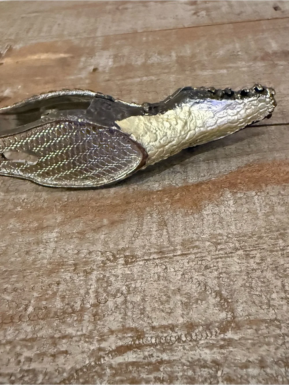 Vintage Alligator Crocodile Desk Clip Office Man Cave Decor
